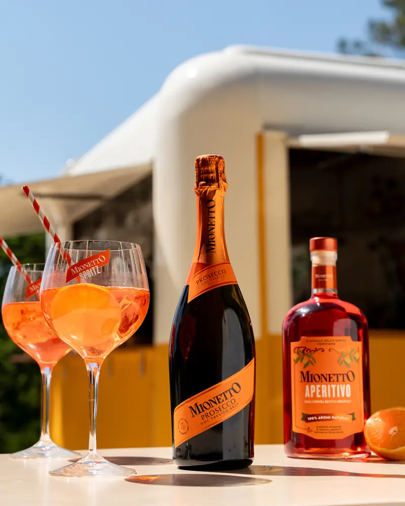 Deux spritz Mionetto en plein soleil